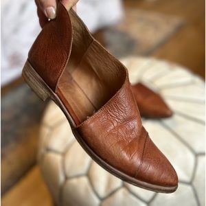 Free People Royal Flat Cognac Soft Leather Cutout Shoe Bootie size 38 | US 8